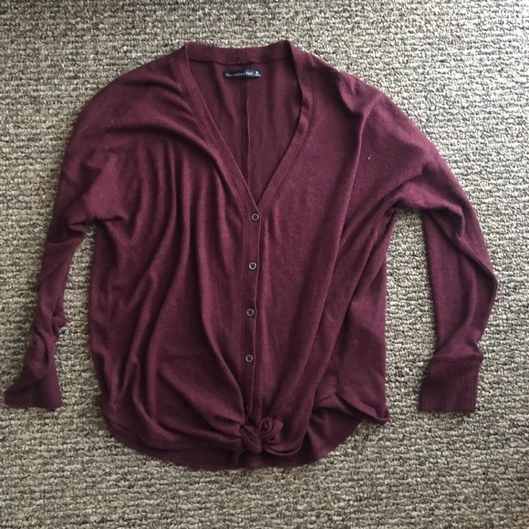 Abercrombie Burgundy Tie Front Top - Picture 2 of 4